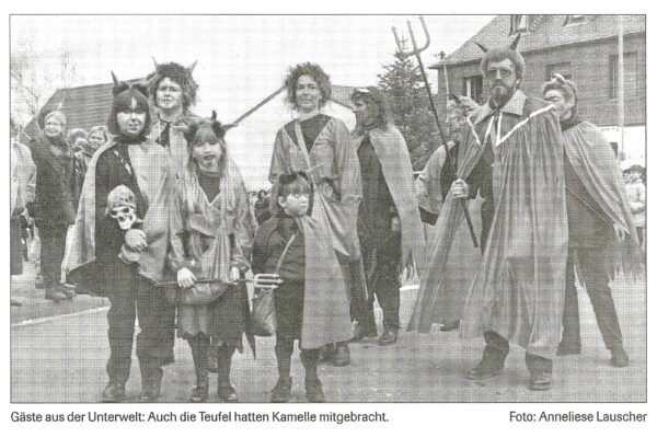 1998 Feb. 23. EN Teufel im Karnevalszug 2